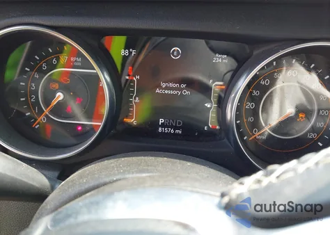 2019 Jeep Wrangler Unlimited Sahara 4X4 из США, поврежденный, VIN 1C4HJXEGXKW529180